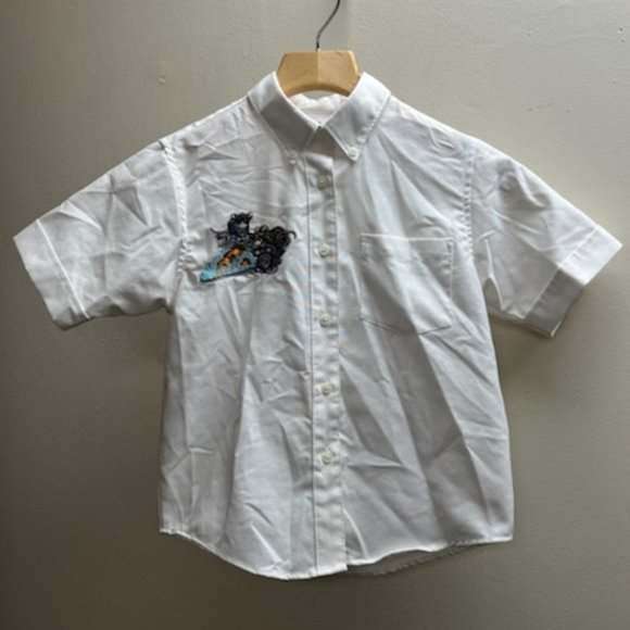 White short sleeve button up shirt with custom embroidery - Picture 1 of 6